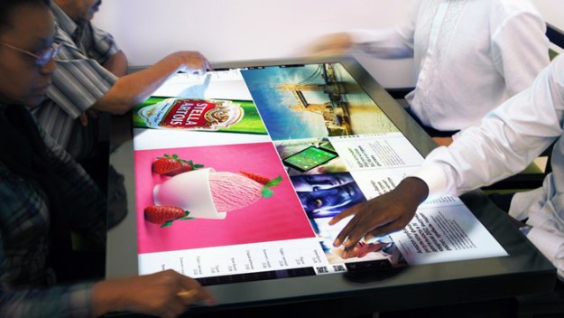 touchscreen-table